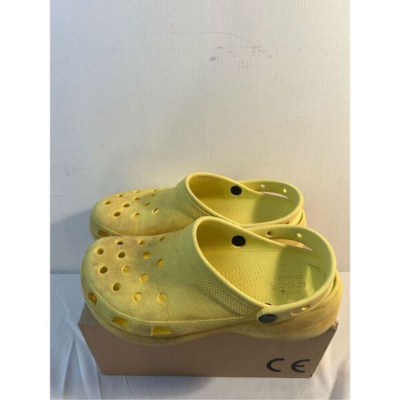 Croc iconic comfort platforms yellow 11 thrashed discoloration - Picture 2 of 8